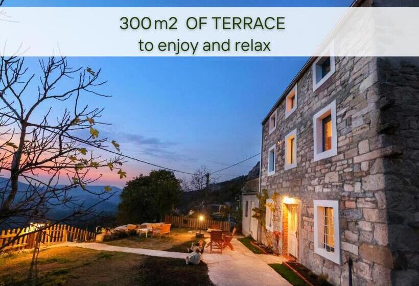 ベッドアンドブレックファースト Guesthouse Kamniti Rob