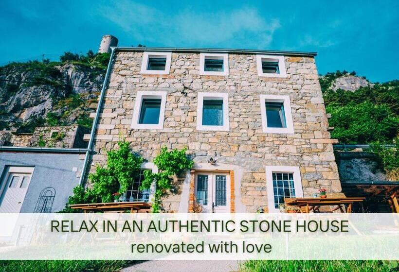 ベッドアンドブレックファースト Guesthouse Kamniti Rob