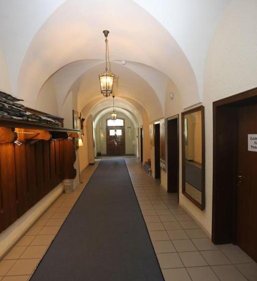 Carea Hotel Fürstenhof