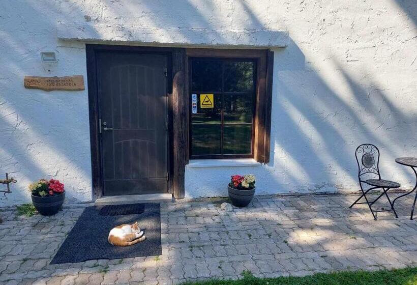 هتل Ratsu Turismitalu