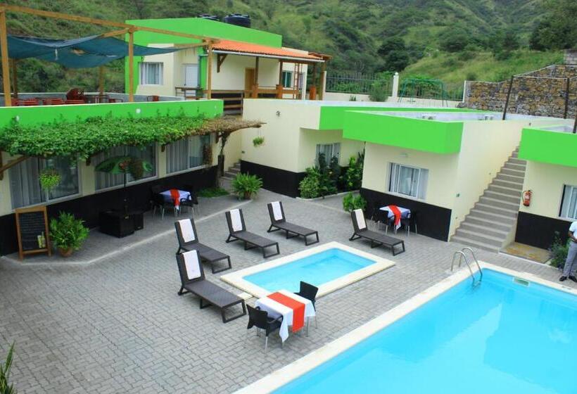 هتل São Jorge Village