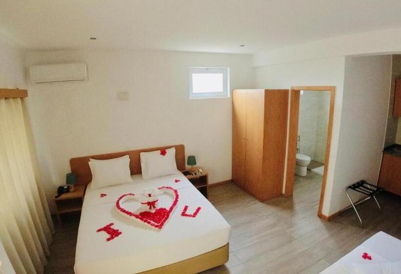 هتل São Jorge Village