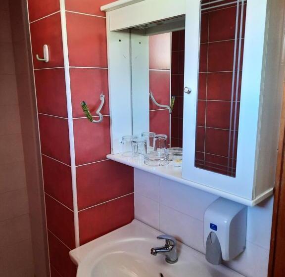 هتل Vila Castello