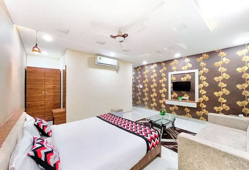 Jmc Hotel G9 Pithampur