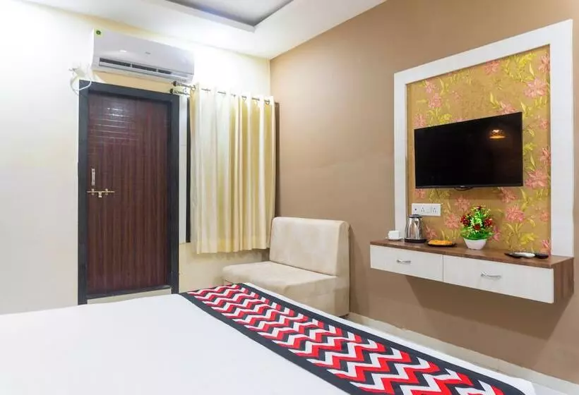 Jmc Hotel G9 Pithampur