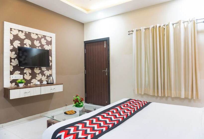 Jmc Hotel G9 Pithampur