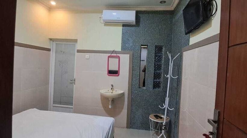 Pension Caldera Park Homestay Syariah