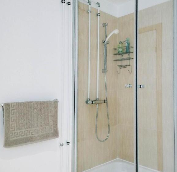 پانسیون Bergistangi Guest House