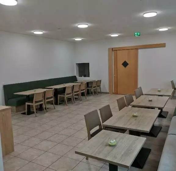 Majatalo Gästehaus Hebalm, Family & Friends Auf 900 M2 Wohnfläche Erleben, Alleinnutzung Möglich