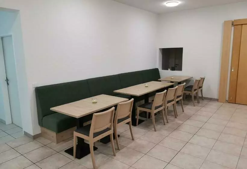 Majatalo Gästehaus Hebalm, Family & Friends Auf 900 M2 Wohnfläche Erleben, Alleinnutzung Möglich