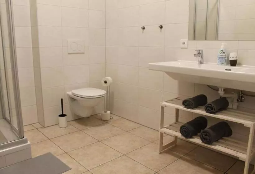 Majatalo Gästehaus Hebalm, Family & Friends Auf 900 M2 Wohnfläche Erleben, Alleinnutzung Möglich