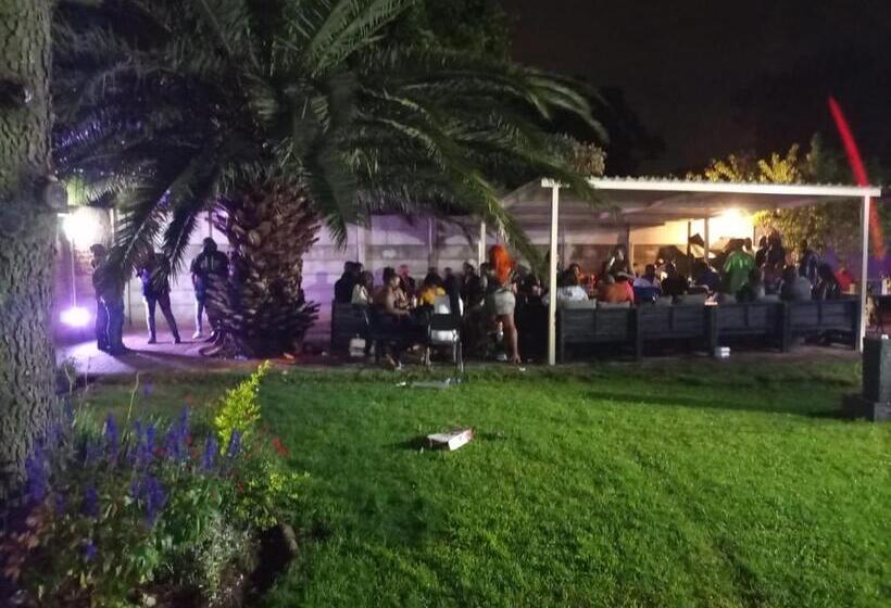 Pensionat Munach Guest Lodge