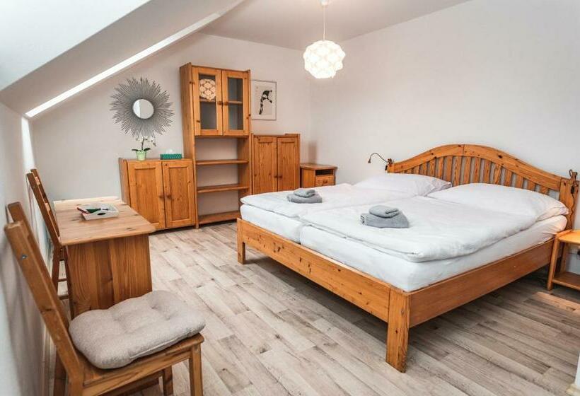 Общежитие Summerhouse Penzion Bavory