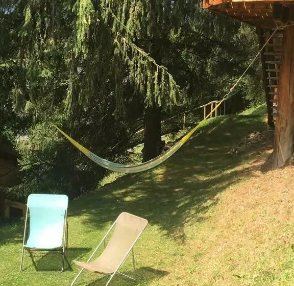 ベッドアンドブレックファースト La Cabane Dans Les Arbres