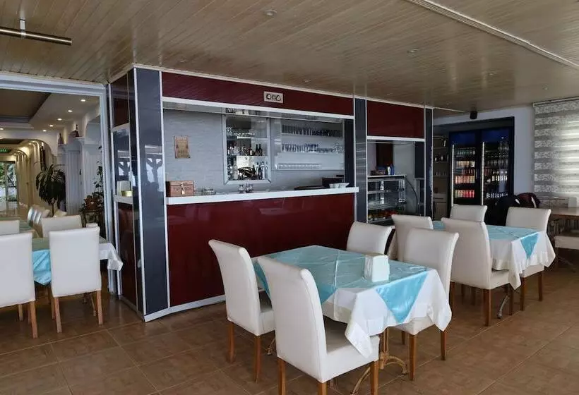 Demi̇r Otel Restaurant