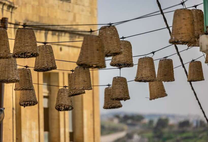 هتل Jordan Heritage Madhafa