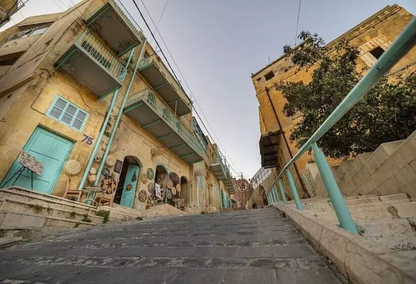 هتل Jordan Heritage Madhafa