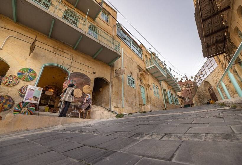 هتل Jordan Heritage Madhafa