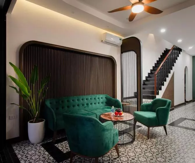 هتل Khách Sạn Gần Biển Miami Tuy Hoà Phú Yên