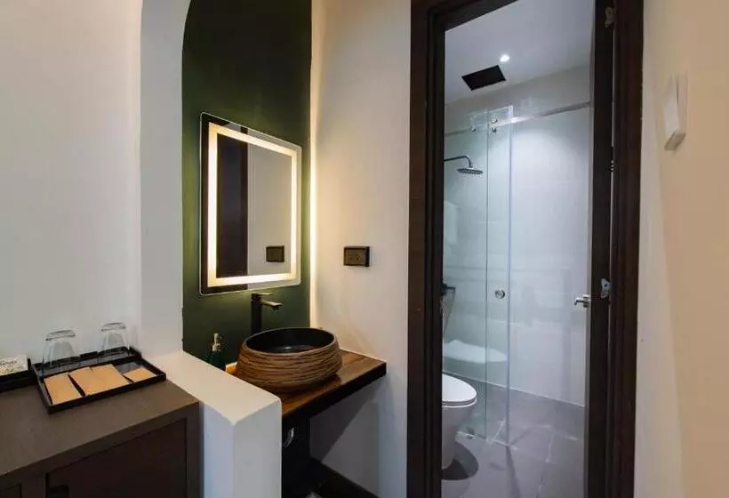 هتل Khách Sạn Gần Biển Miami Tuy Hoà Phú Yên