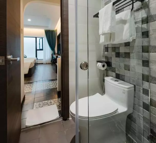 هتل Khách Sạn Gần Biển Miami Tuy Hoà Phú Yên