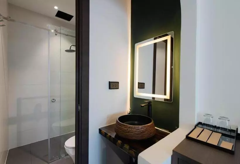 هتل Khách Sạn Gần Biển Miami Tuy Hoà Phú Yên