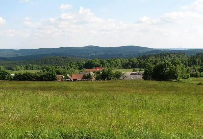 Majatalo Statek Pod Javořicí