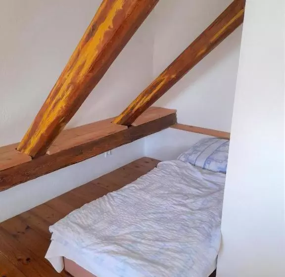Majatalo Statek Pod Javořicí