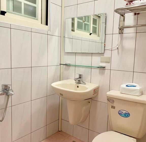 تختخواب و صبحانه 東方雲民宿