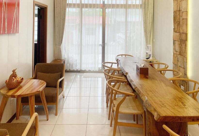 تختخواب و صبحانه 東方雲民宿