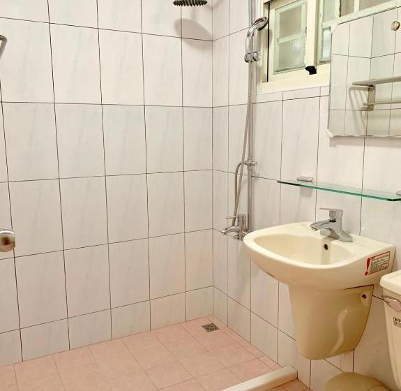 تختخواب و صبحانه 東方雲民宿