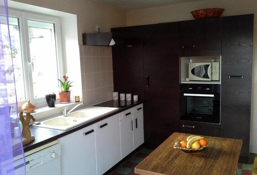 ベッドアンドブレックファースト Au Domaine Des Oiseaux