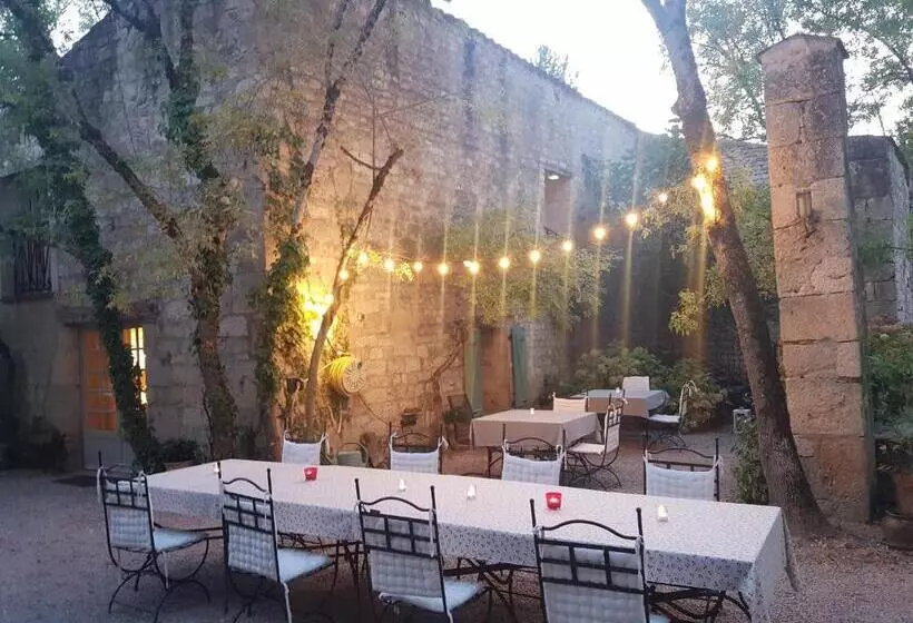 Aamiaismajoitus (B&B) Villa Mas