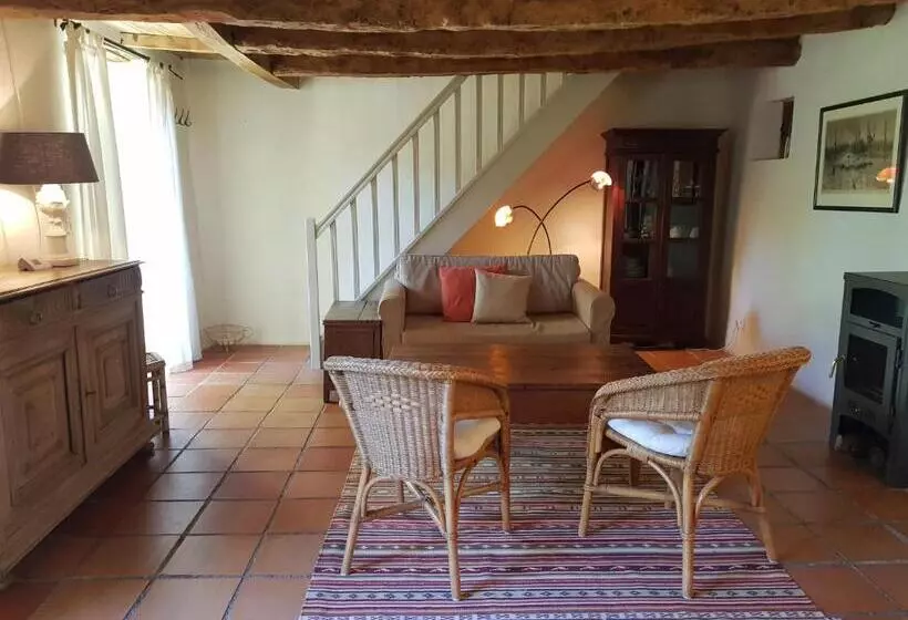 Aamiaismajoitus (B&B) Villa Mas