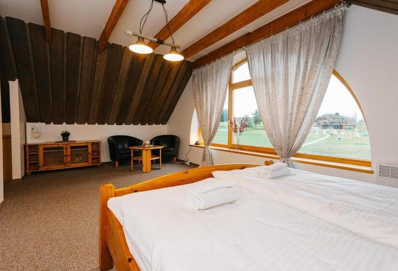 Szálloda Atpūtas Komplekss Lācītes