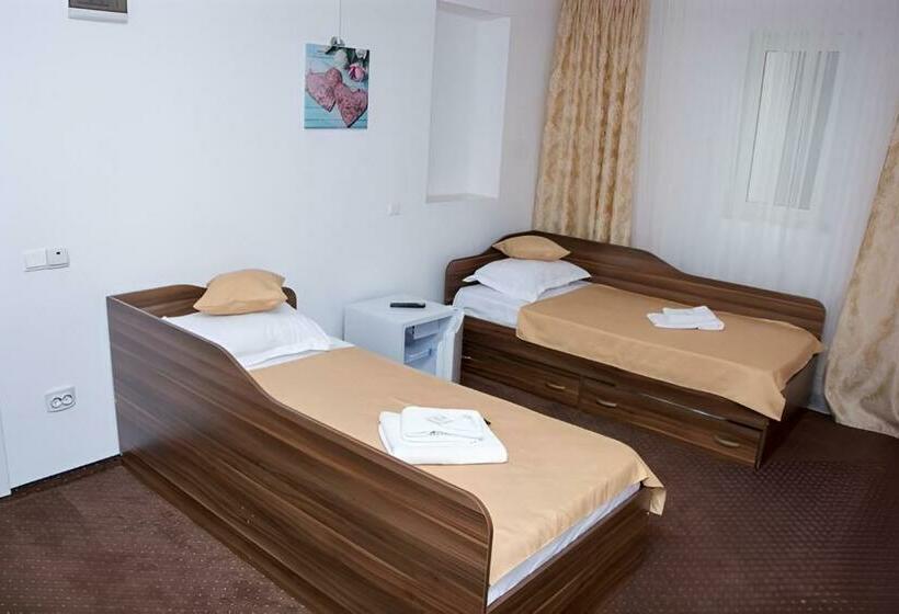 Motel Potcoava De Aur
