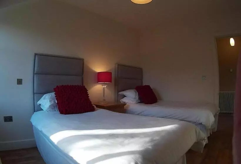 Majatalo Gate Lodge At Lough Erne Golf Village