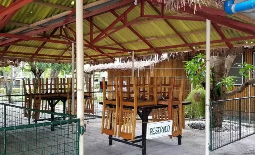 リゾートホテル Buenavista Family Inn