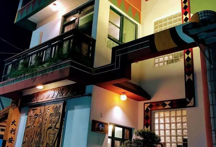 تختخواب و صبحانه Dja Lji An Homestay