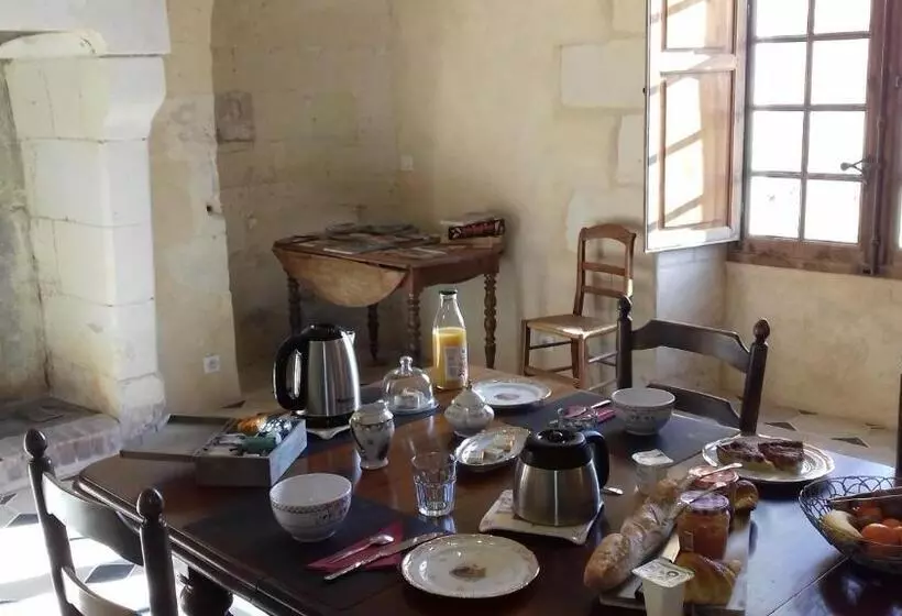 ベッドアンドブレックファースト Manoir De La Fontaine Du Chêne
