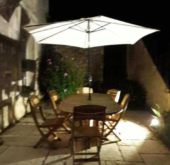 住宿加早餐  Manoir De La Fontaine Du Chêne