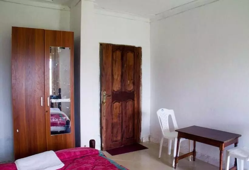 Efraz Motel Kanungu