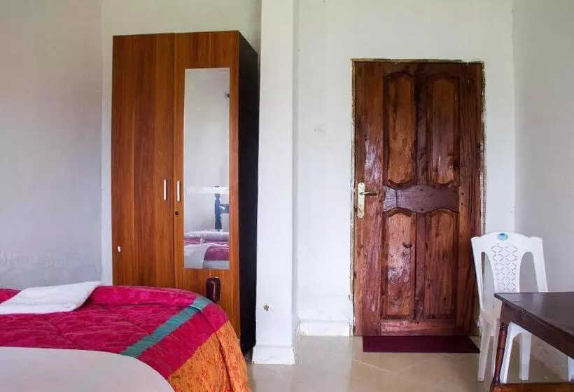 Efraz Motel Kanungu