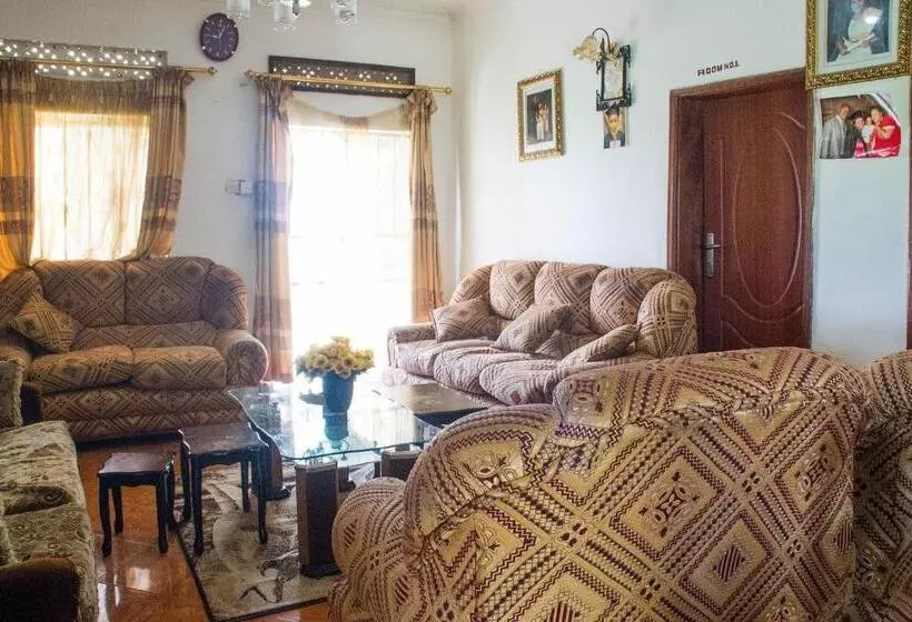 Efraz Motel Kanungu