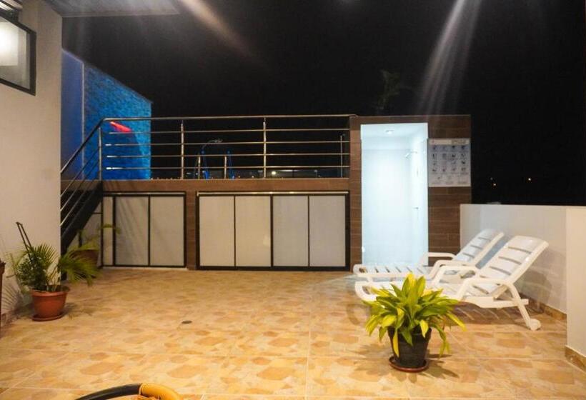 ホテル Real Tarapoto