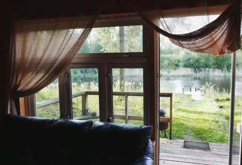 پانسیون Allika Löövi Sauna Cabin