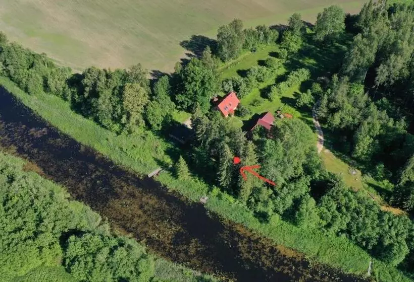 پانسیون Allika Löövi Sauna Cabin