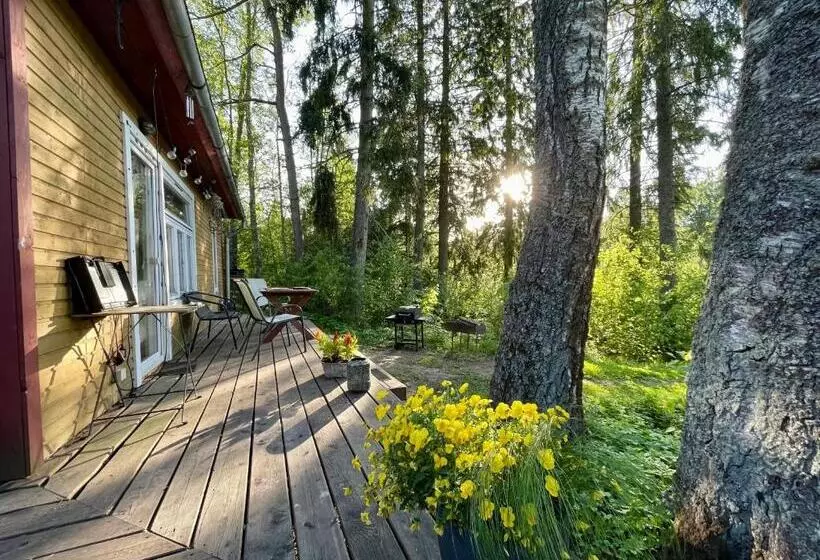 پانسیون Allika Löövi Sauna Cabin