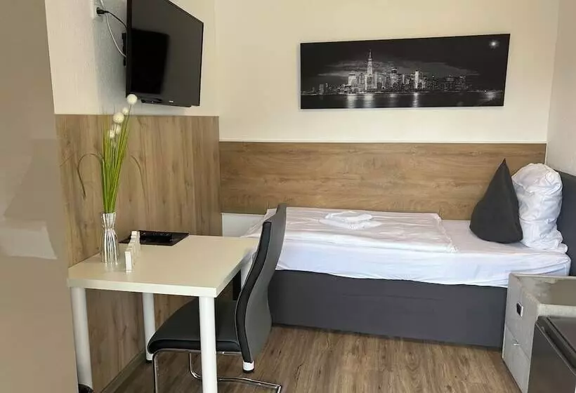 Majatalo Gästehaus Estenfeld Bei Würzburg 24 H