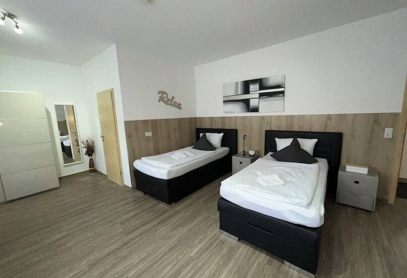 Pensão Gästehaus Estenfeld Bei Würzburg 24 H